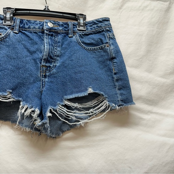 Gianni Bini Jean Shorts Size 25 - Picture 3 of 7